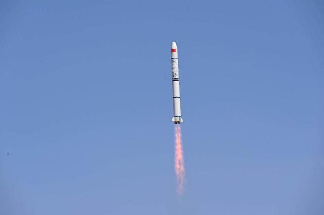 Long March 2C | MUST-1A/B & Luojia-2 01