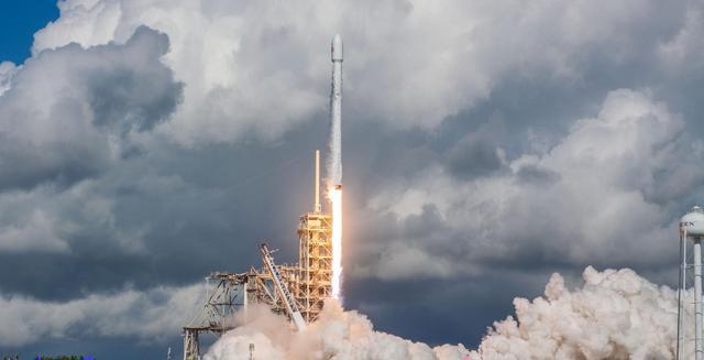 Falcon 9 Block 4 rocket