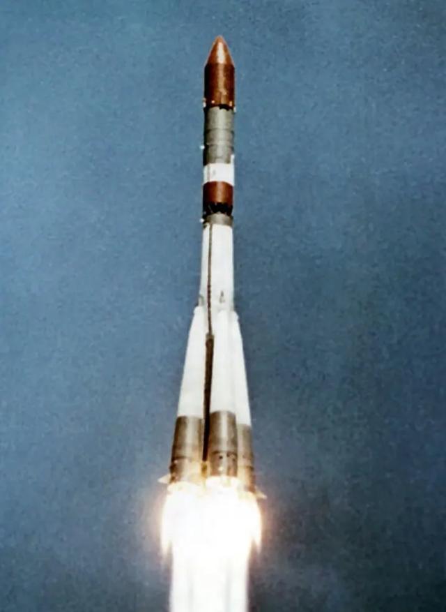 Voskhod rocket